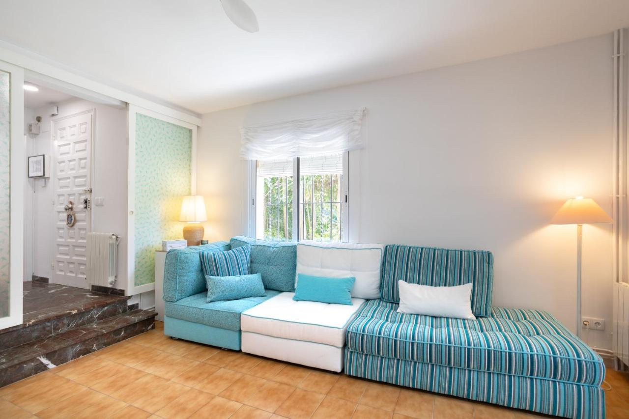 Bonita casa adosada con jardín privado y piscina comunitaria Calella De Palafrugell Exterior foto